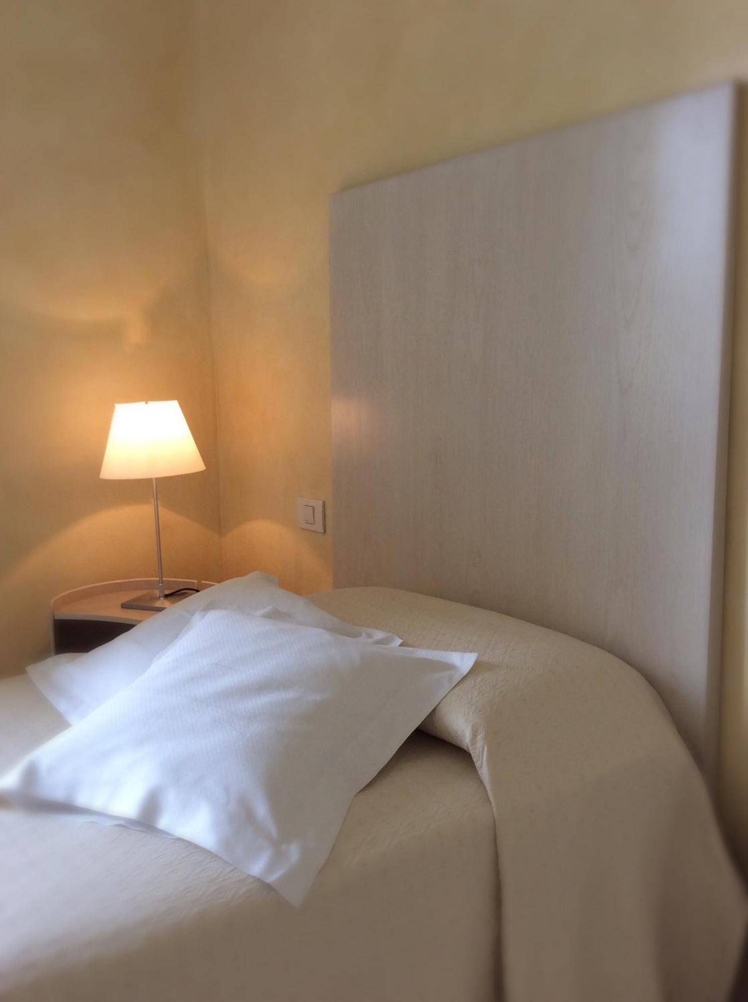 מילאנו Hotel Colombia מראה חיצוני תמונה